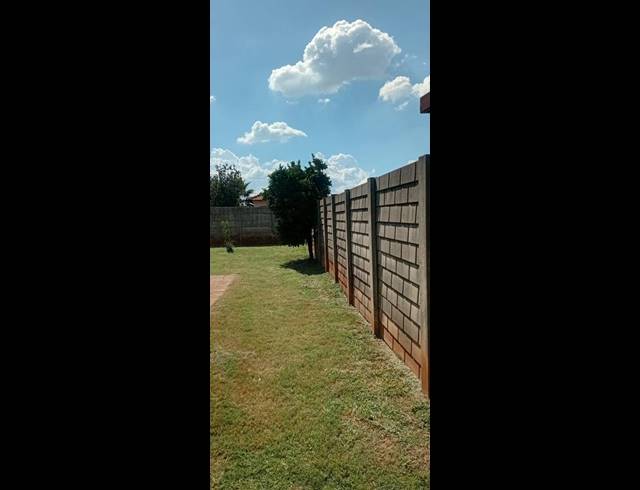 3 BEDROOM HOUSE FOR SALE IN THE ORCHARDS